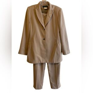 Vintage Harve Benard Beige Blazer and Pants Set, Size 12 made in Russia